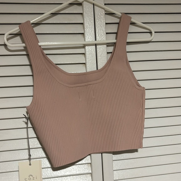 NWT Cozi Crop - Picture 4 of 4